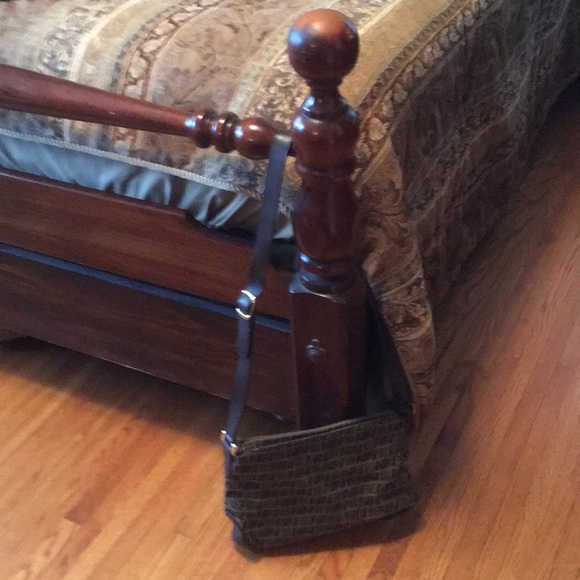 Purse - Picture 2 of 2